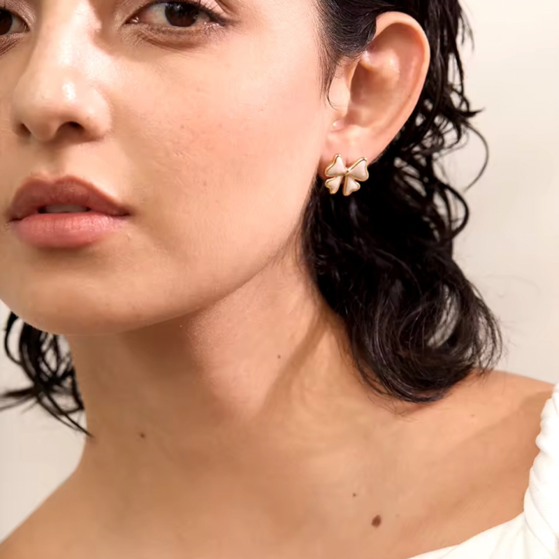 ORECCHINI "FIOCCO SMALTATO"