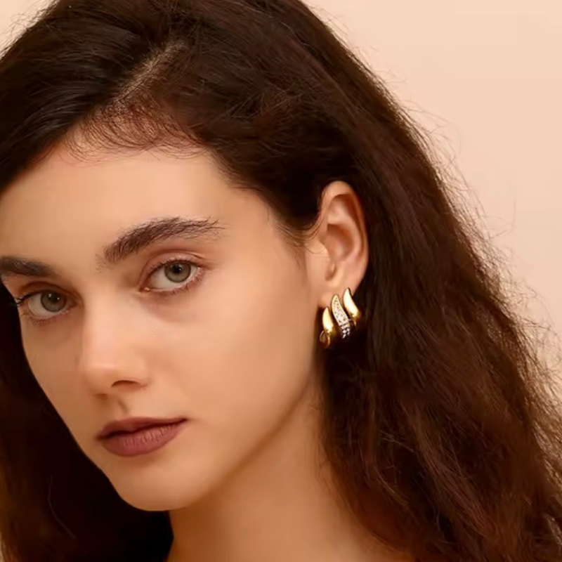 ORECCHINI “COMETA”