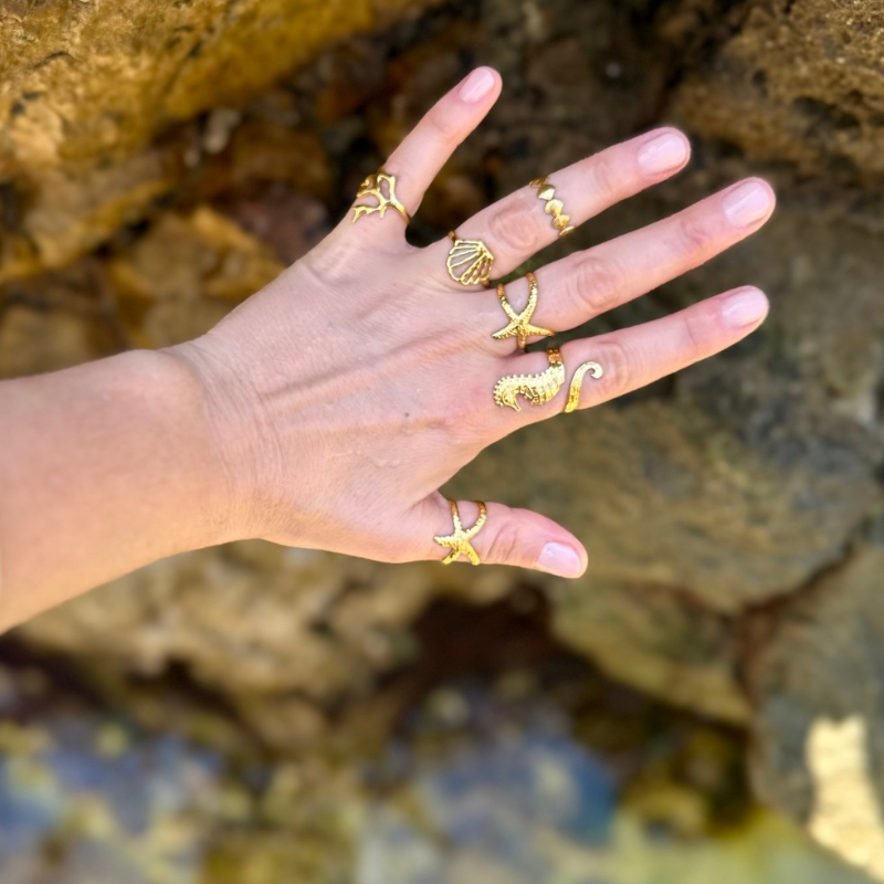 ANELLO REGOLABILE “CORALLO”