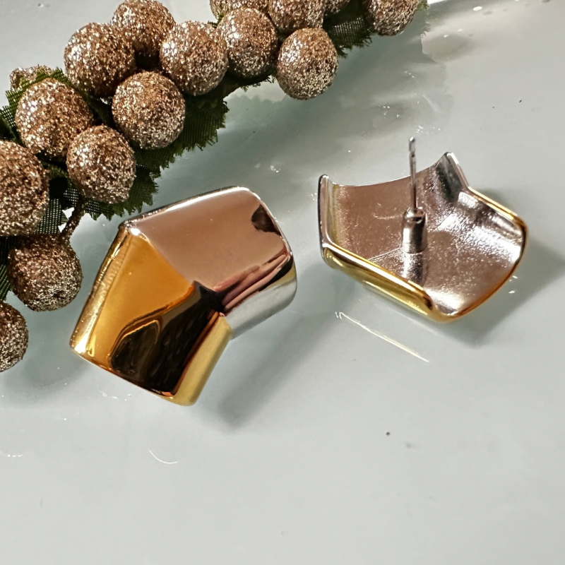 ORECCHINI “DOLCE META’”