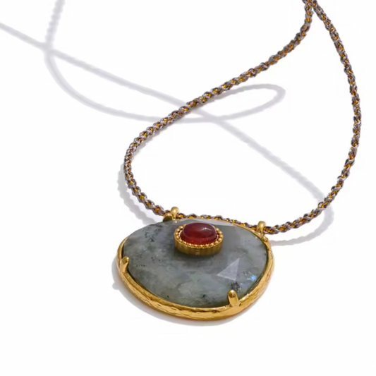 COLLANA CON CORDINO E PIETRA